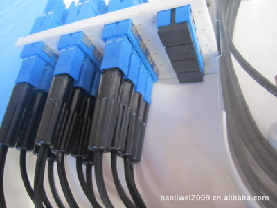 光通信網絡基石 SC16/32芯光纖分線箱詳解與應用